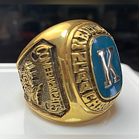 Kentucky Wildcat 98 Comeback Cats Team Ring Paper Weight - RARE - Picture 4 of 8